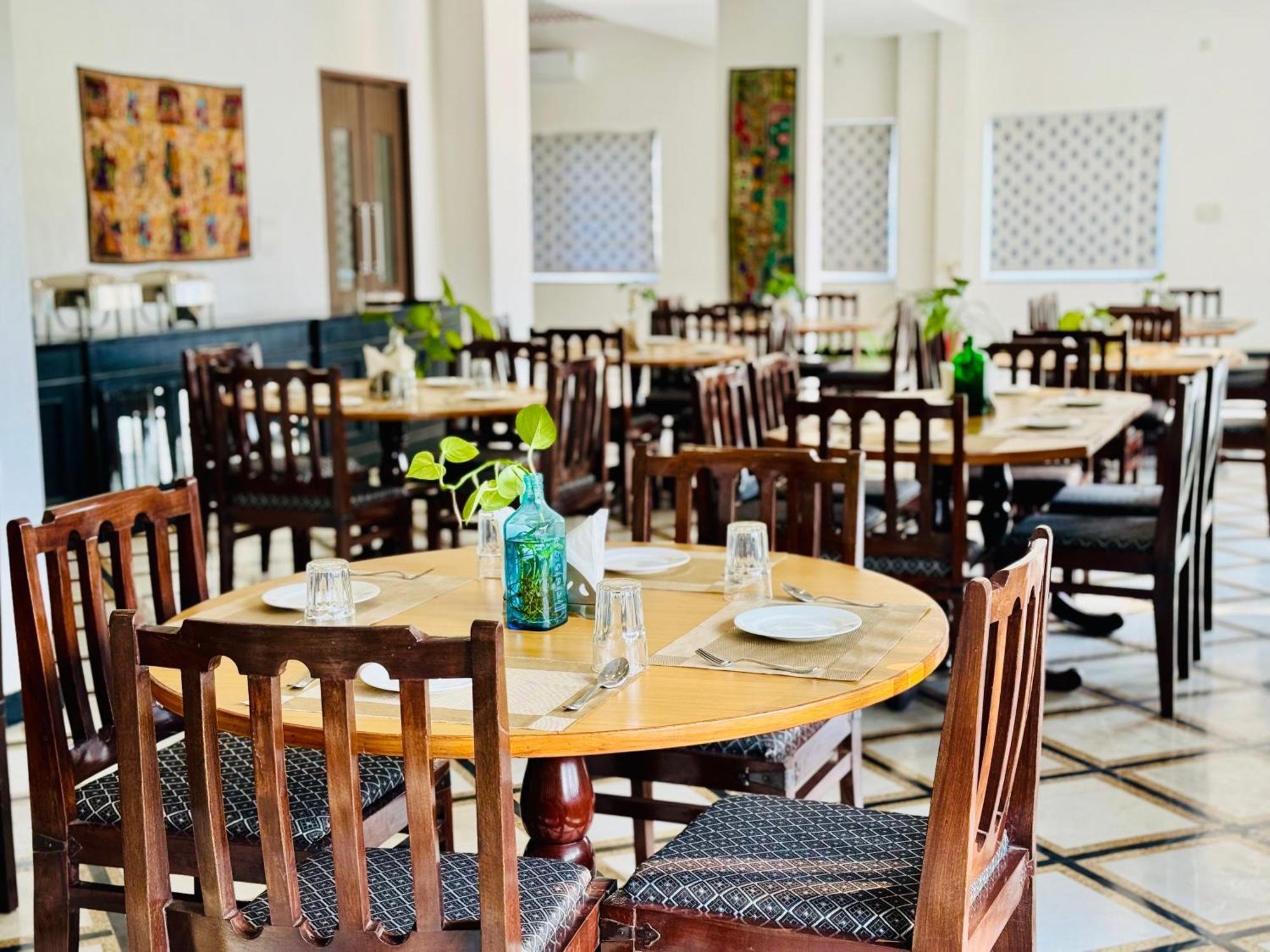 Jag Aravali Resort Udaipur By Naina Staycation - Best For Corporate Events - Family Parties - Mice Kültér fotó